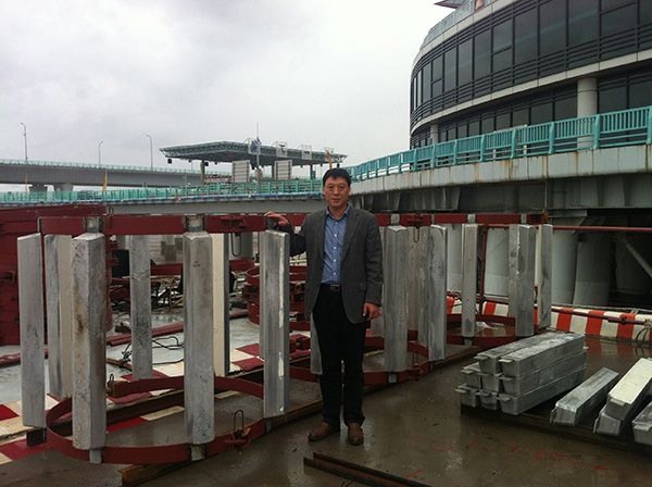 大橋犧牲陽極施工現場